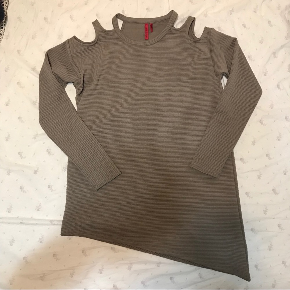 Brown asymmetrical love Scarlett long sleeve